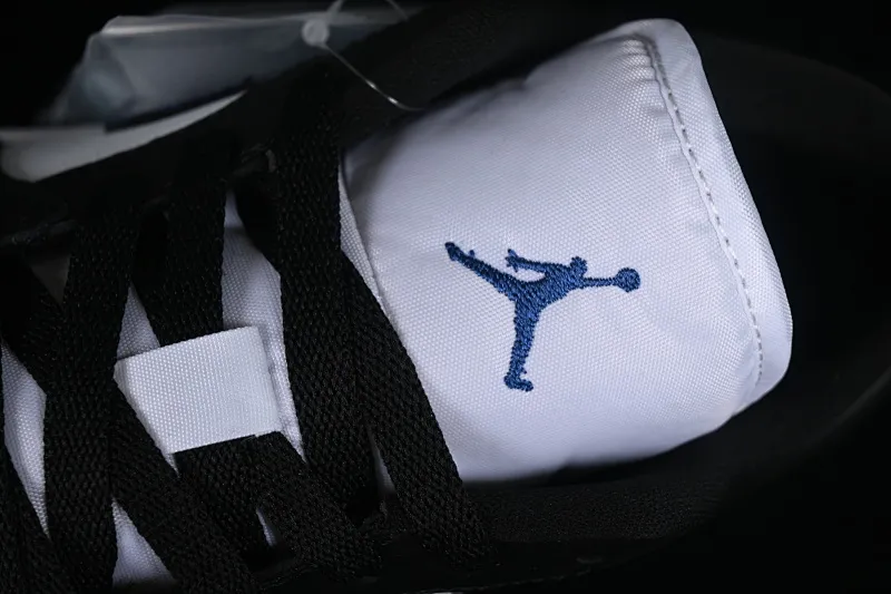 All categories Air Jordan Jordan series basketball shoes Air Jordan 1 Low Air Jordan 1 Low AJ1 Joe 1 black and white blue hook low-top cultural basketball shoes DC0774-040